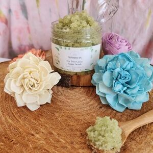 Handmade Tee Tree Gusto hand and body sugar scrub